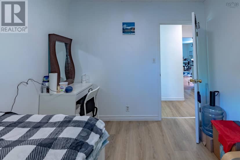 119 Harriet Street — photo 12 of 40