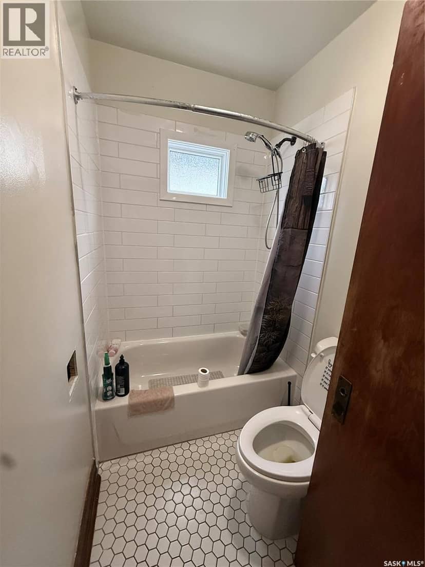 982 12th STREET W, Prince Albert, photo 4