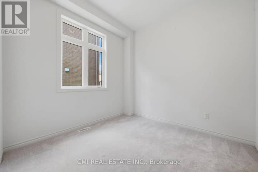 25 Bellflower Crescent — photo 26 of 40