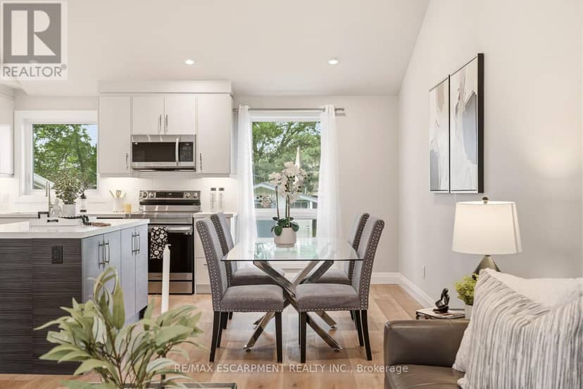 99 Byron Avenue — photo 10 of 40