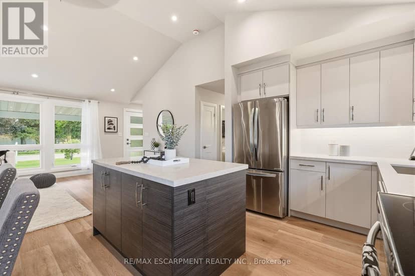 99 Byron Avenue — photo 12 of 40