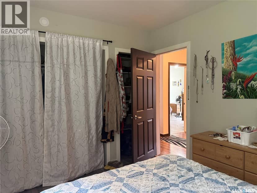 330 Ferguson STREET — photo 10 of 40