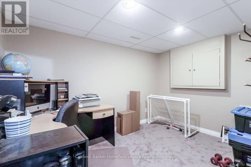 46 Trillium Crescent — photo 37 of 40