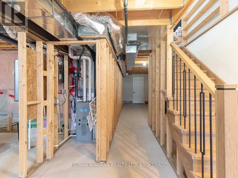 47 Omer Avenue — photo 31 of 40