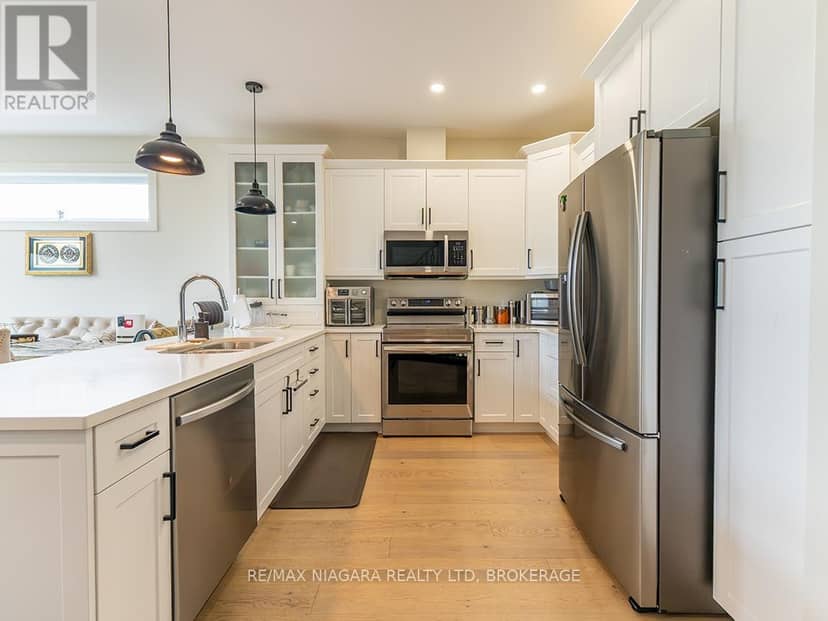 47 Omer Avenue — photo 6 of 40