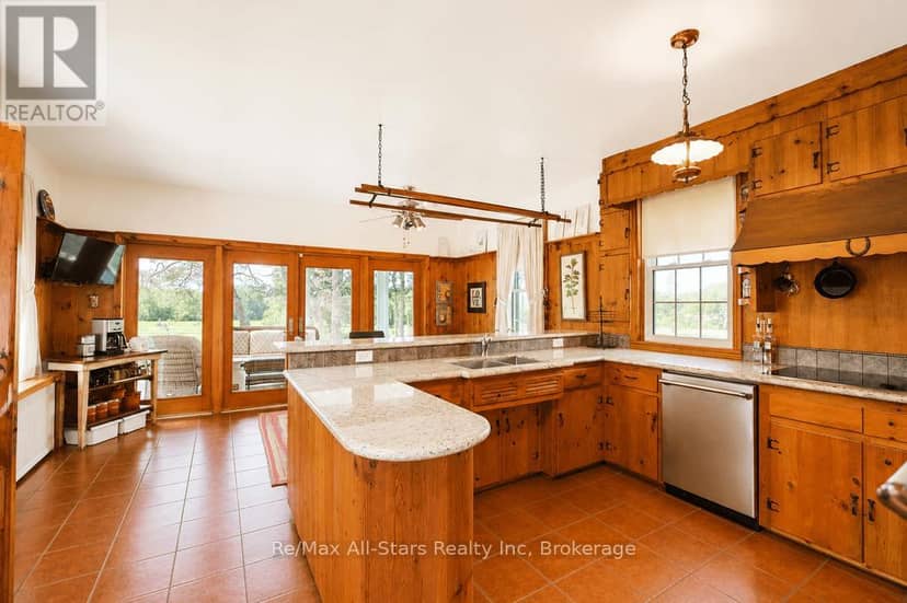 2386 60 Highway — photo 20 of 40