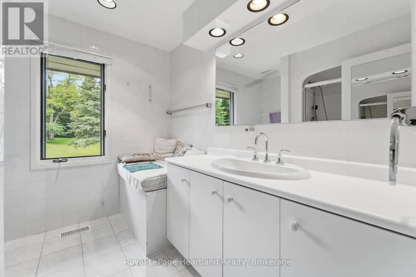 81833 London Road — photo 20 of 40