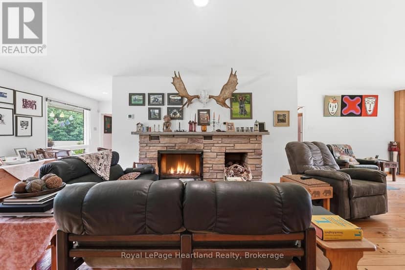 81833 London Road — photo 9 of 40