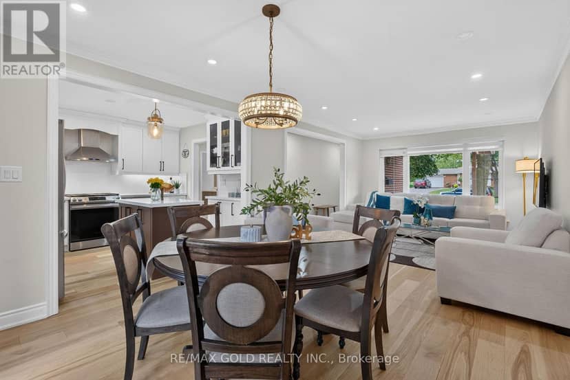 40 Devonshire Drive — photo 11 of 40