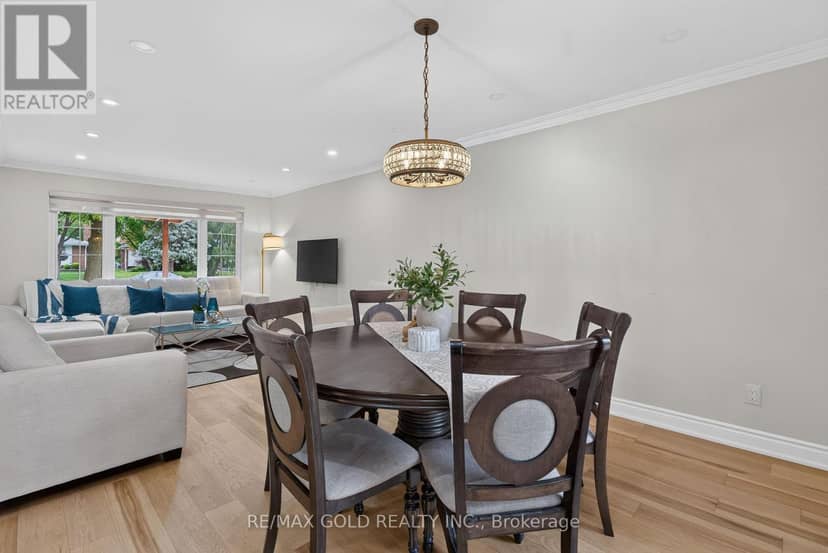 40 Devonshire Drive — photo 12 of 40