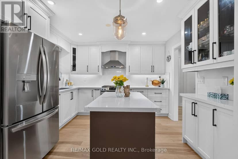 40 Devonshire Drive — photo 14 of 40