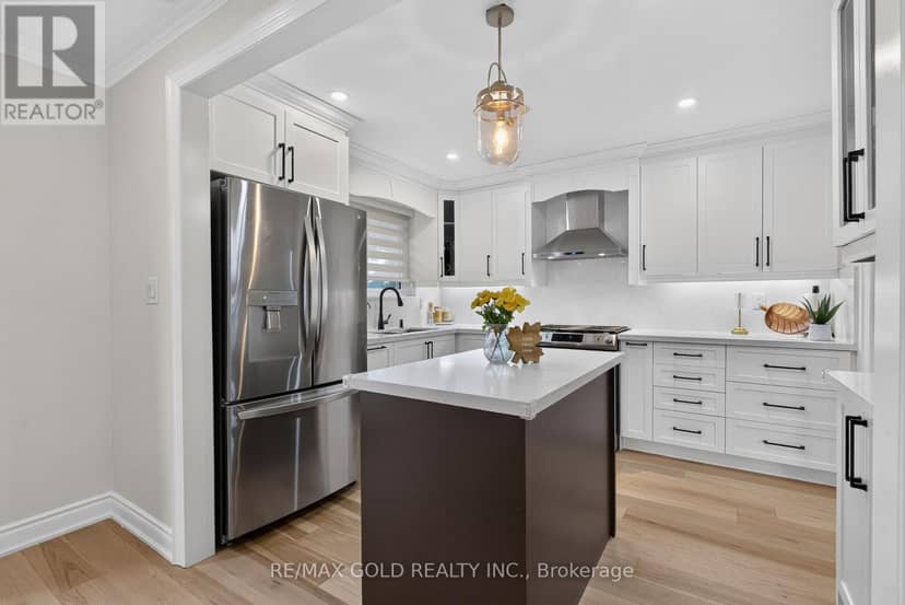 40 Devonshire Drive — photo 15 of 40