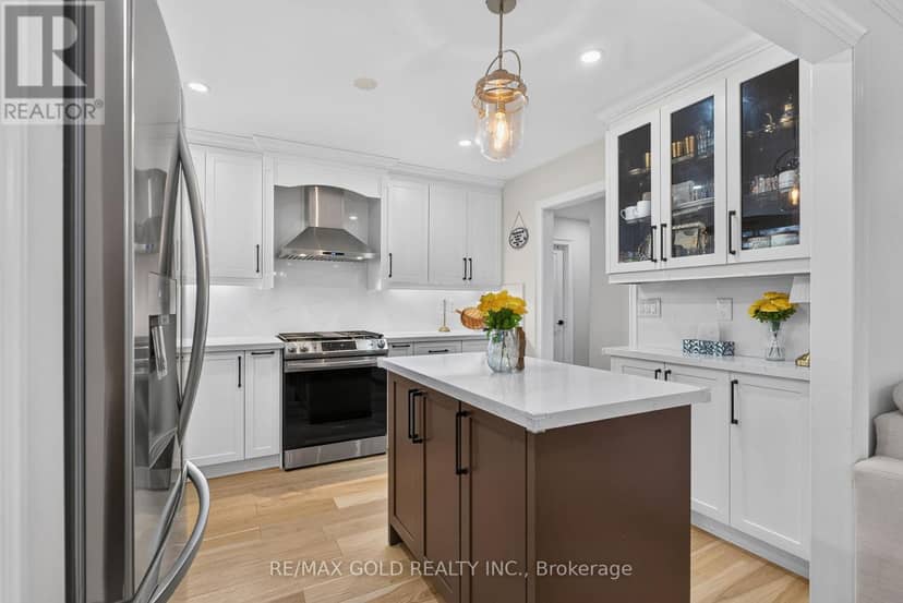 40 Devonshire Drive — photo 16 of 40