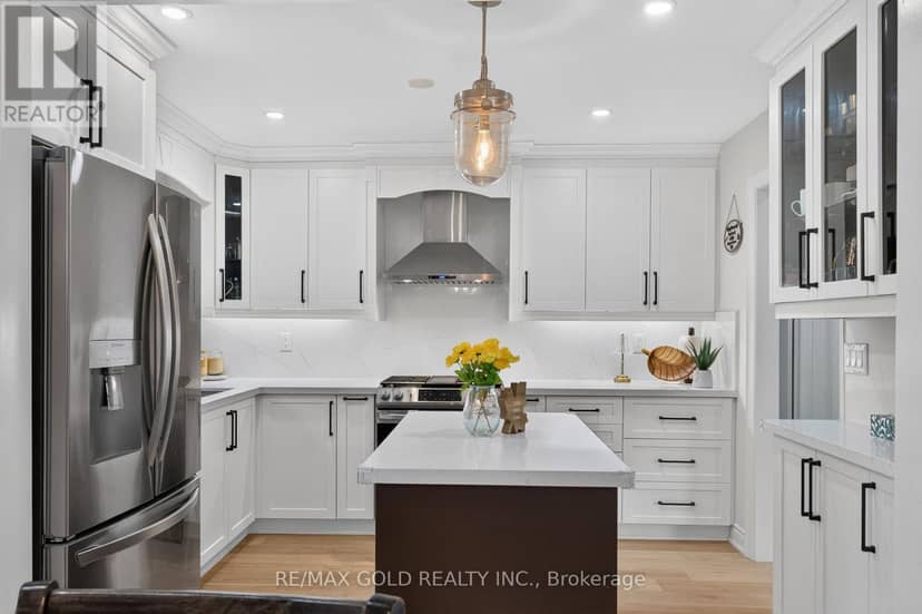 40 Devonshire Drive — photo 18 of 40