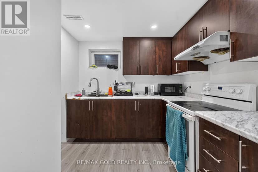 40 Devonshire Drive — photo 36 of 40