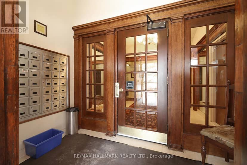 106 - 212 St. George Street — photo 12 of 33