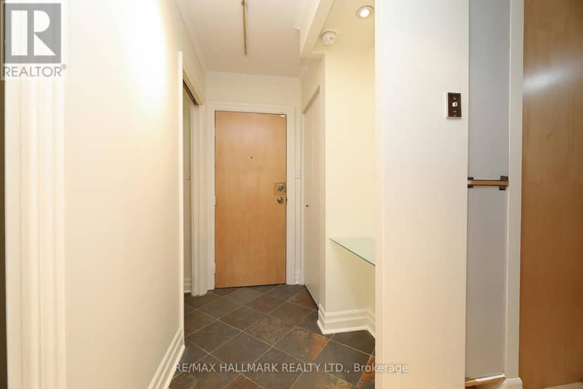 106 - 212 St. George Street — photo 16 of 33