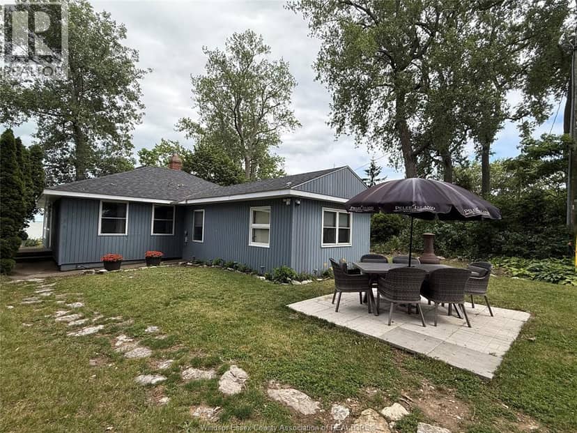 69 East Shore ROAD, Pelee Island, photo 2
