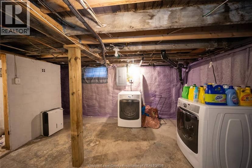 894 University Avenue — photo 36 of 40