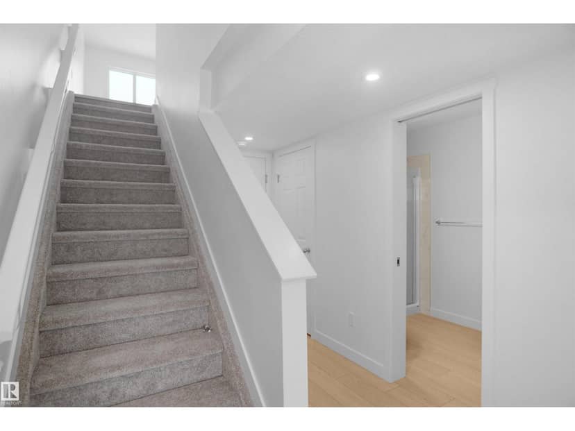 21032 24 AV NW, Edmonton, photo 4