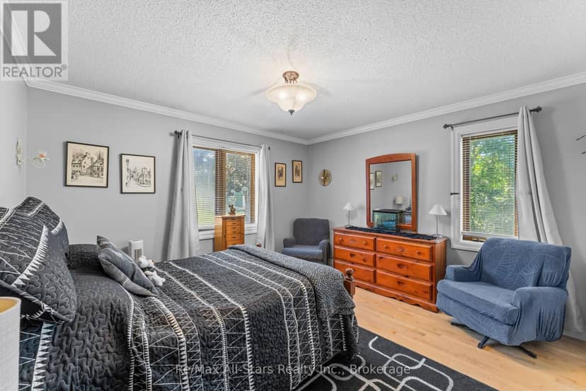 54 Bluewater Avenue — photo 16 of 40