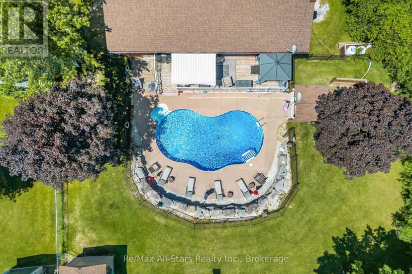 54 Bluewater Avenue — photo 38 of 40