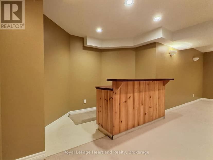 15 Shadow Lane — photo 31 of 40