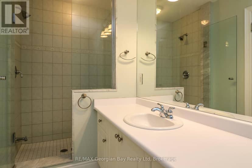 210 Wycliffe Cove — photo 31 of 40