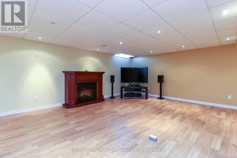 210 Wycliffe Cove — photo 36 of 40