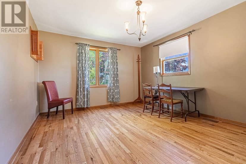 3 HOWARD Street — photo 11 of 33
