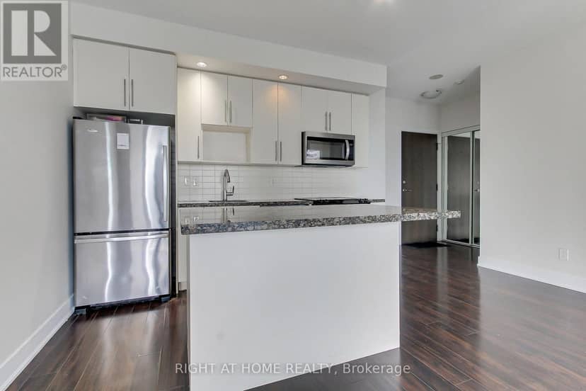1405 - 28 Linden Street — photo 16 of 40