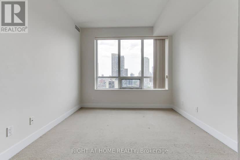 1405 - 28 Linden Street — photo 26 of 40