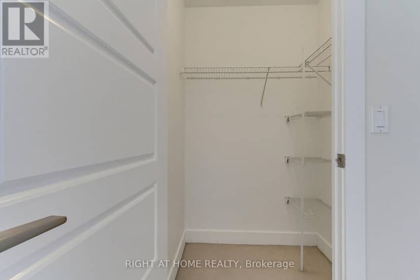 1405 - 28 Linden Street — photo 31 of 40