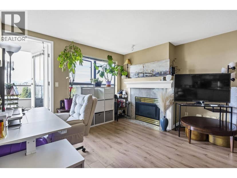 1303 6611 COONEY ROAD, Richmond, photo 3