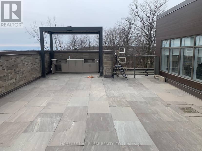 304 - 105 Spencer Avenue — photo 18 of 23