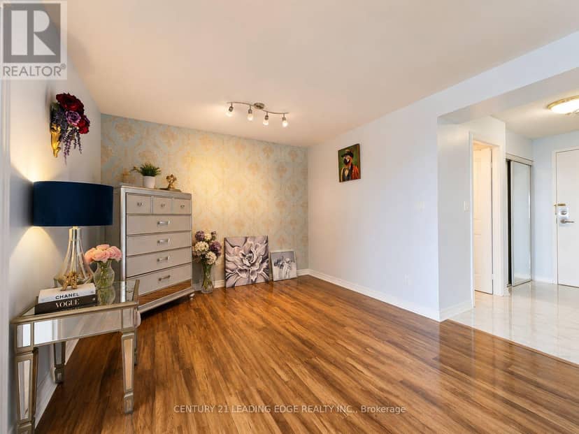 2721 - 68 Corporate Drive — photo 11 of 15