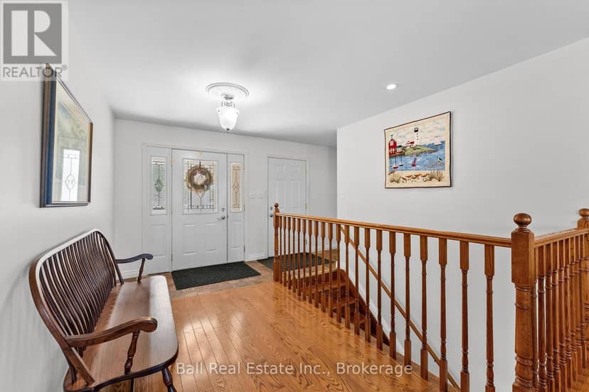 214A Centre Road — photo 14 of 40
