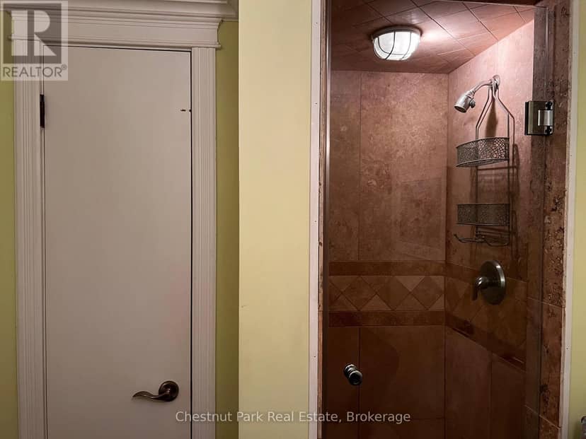 135 Christopher Avenue — photo 25 of 27
