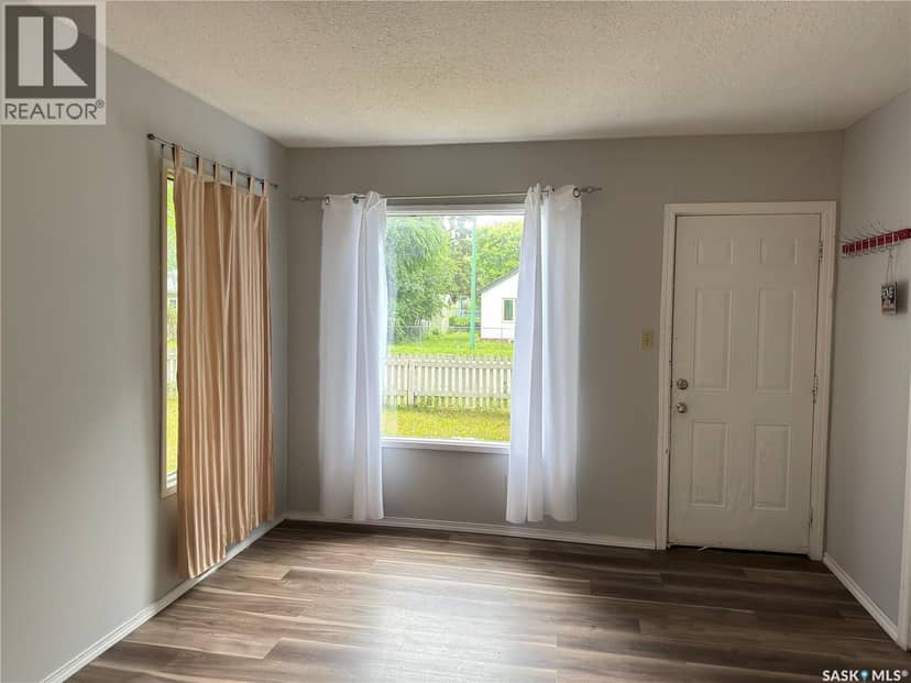 844 13th STREET W, Prince Albert, photo 2