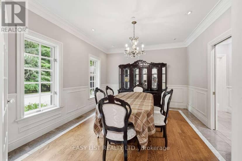 28 Marchbrook Circle — photo 9 of 40