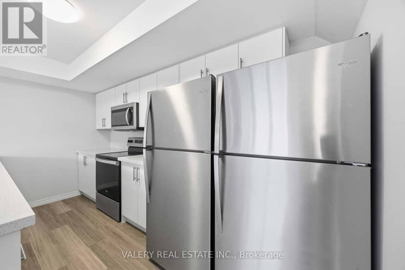 14 - 250 Penetanguishene Road — photo 12 of 31