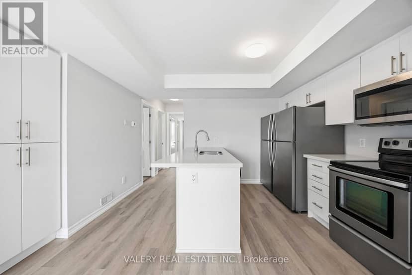 7 - 250 Penetanguishene Road — photo 10 of 30