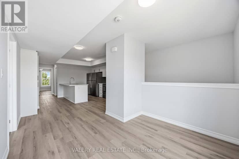 7 - 250 Penetanguishene Road — photo 8 of 30