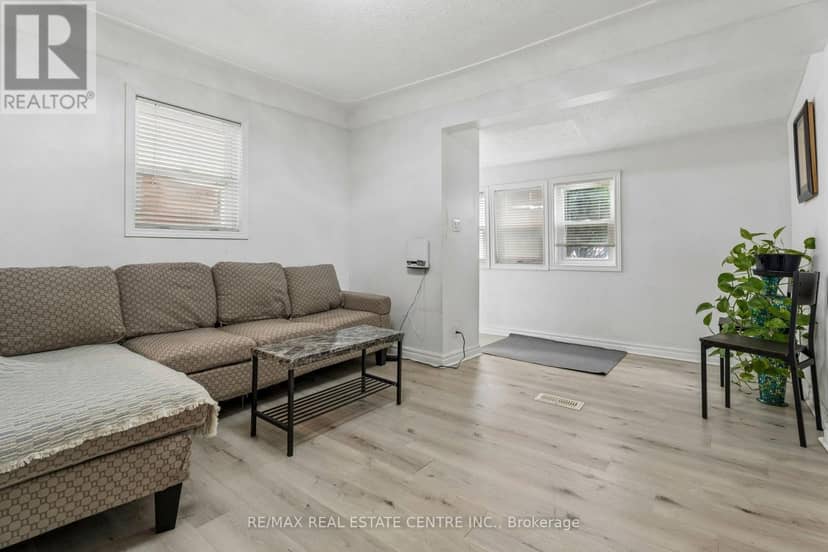 43 Whitfield Avenue — photo 15 of 40