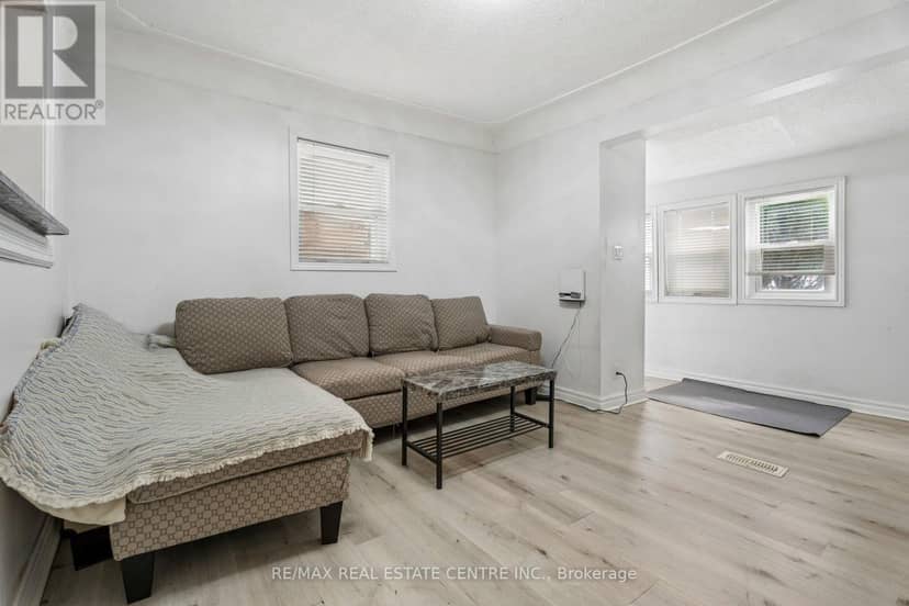 43 Whitfield Avenue — photo 16 of 40
