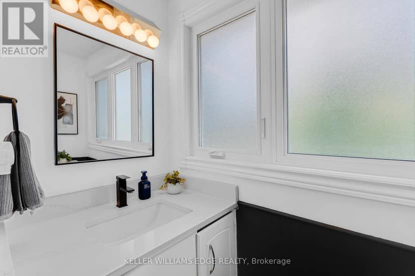 5275 Banting Court — photo 23 of 40