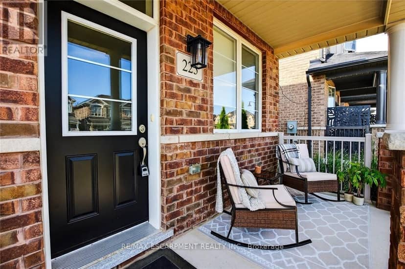 225 Skinner Road — photo 3 of 40