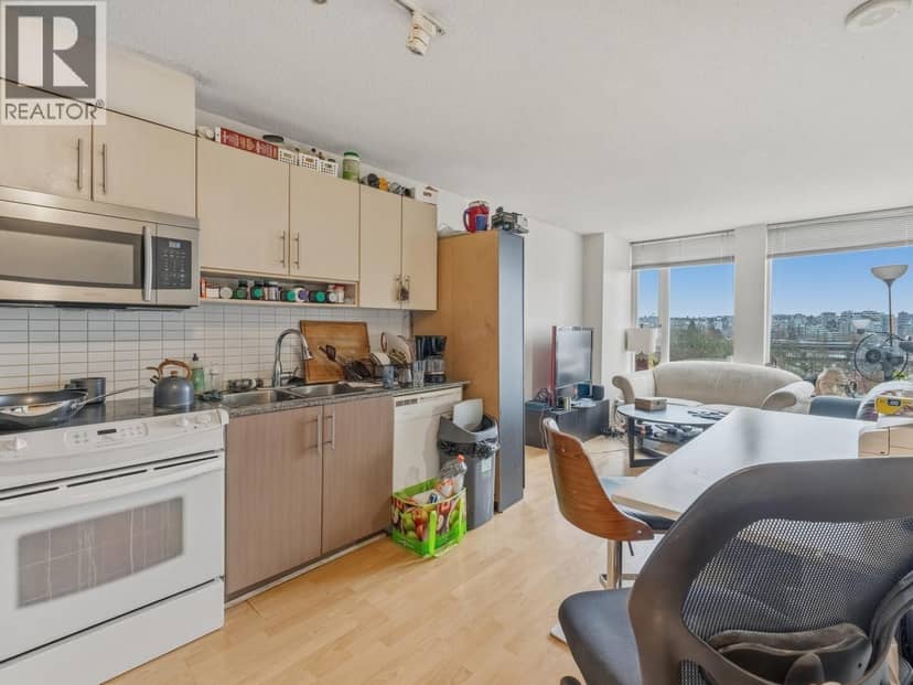 710 550 Taylor Street, Vancouver, photo 3