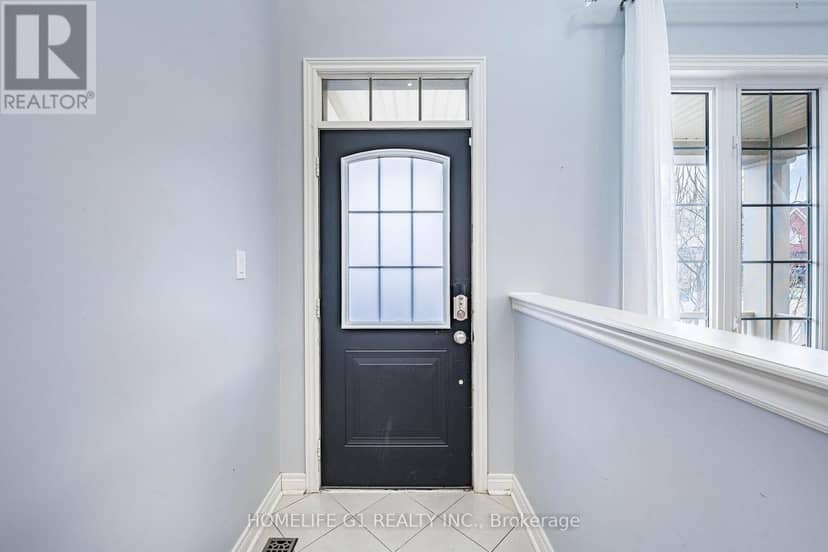 12 Proctor Gate — photo 3 of 32