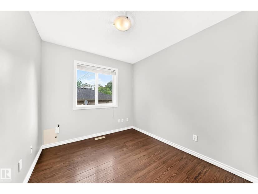 12124 122 ST NW — photo 20 of 40